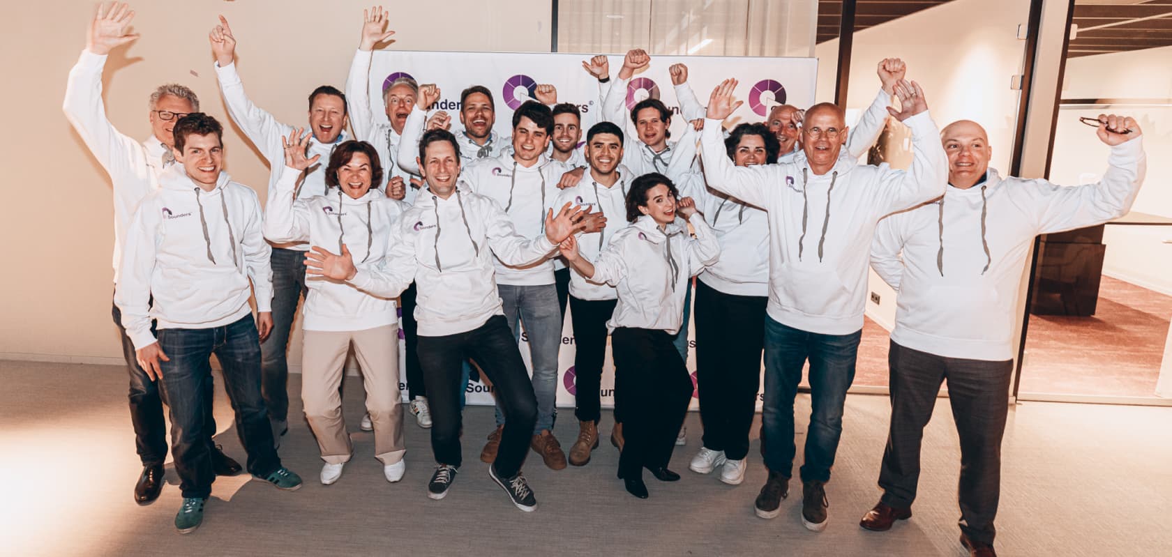 noticesound-team-cheering